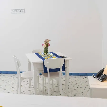 Cala Moresca Aparthotel *