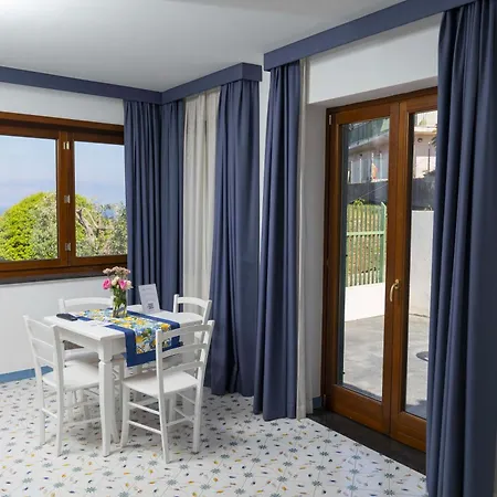 Cala Moresca Aparthotel