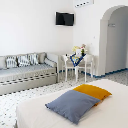 Cala Moresca Aparthotel *